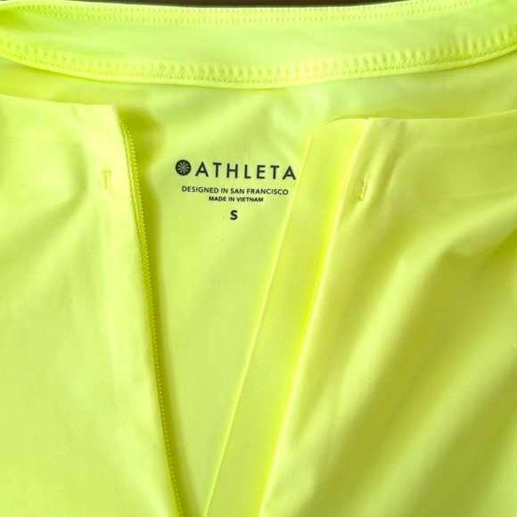 NWT !! ATHLETA Pacifica II Tee Rashguard Top - Picture 5 of 6